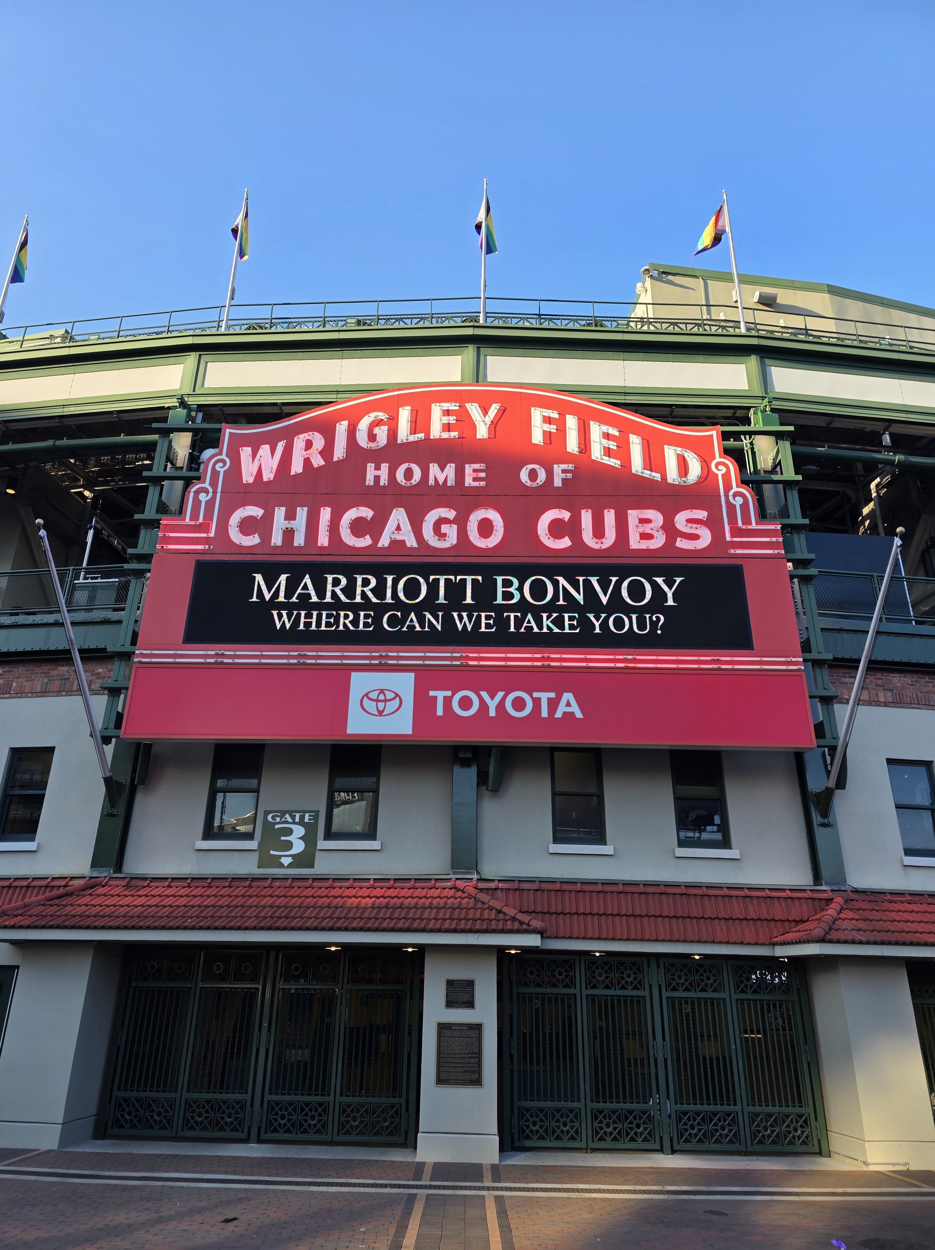 16 Best Things to Visit In Chicago 5 Best things to visit in Chicago, IL Wrigley Baseball stadium image