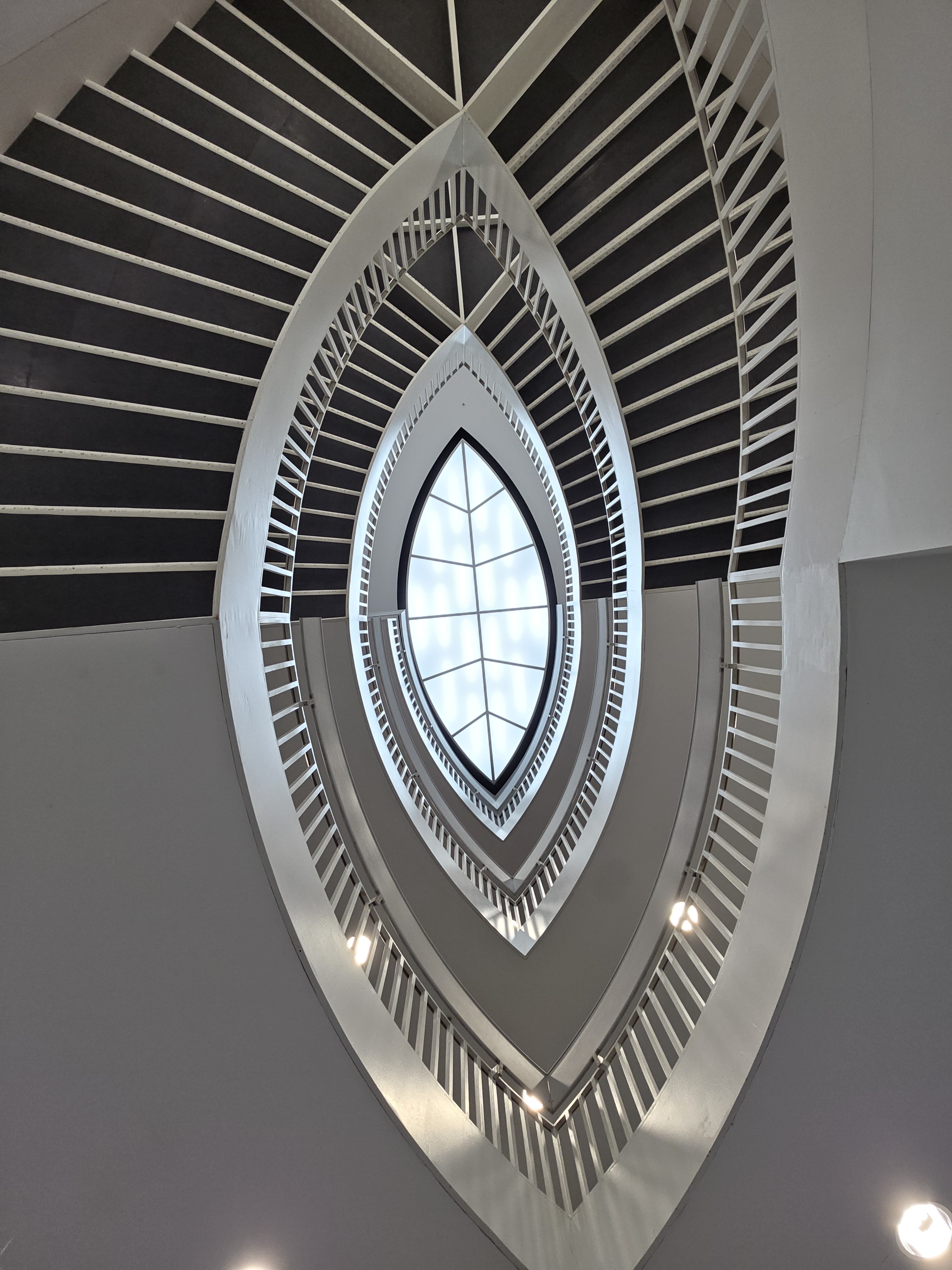 16 Best Things to Visit In Chicago 7 a staircase with a window